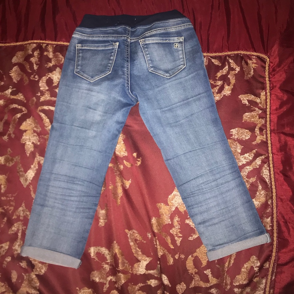 Pull on leggings (looking like jeans type)
